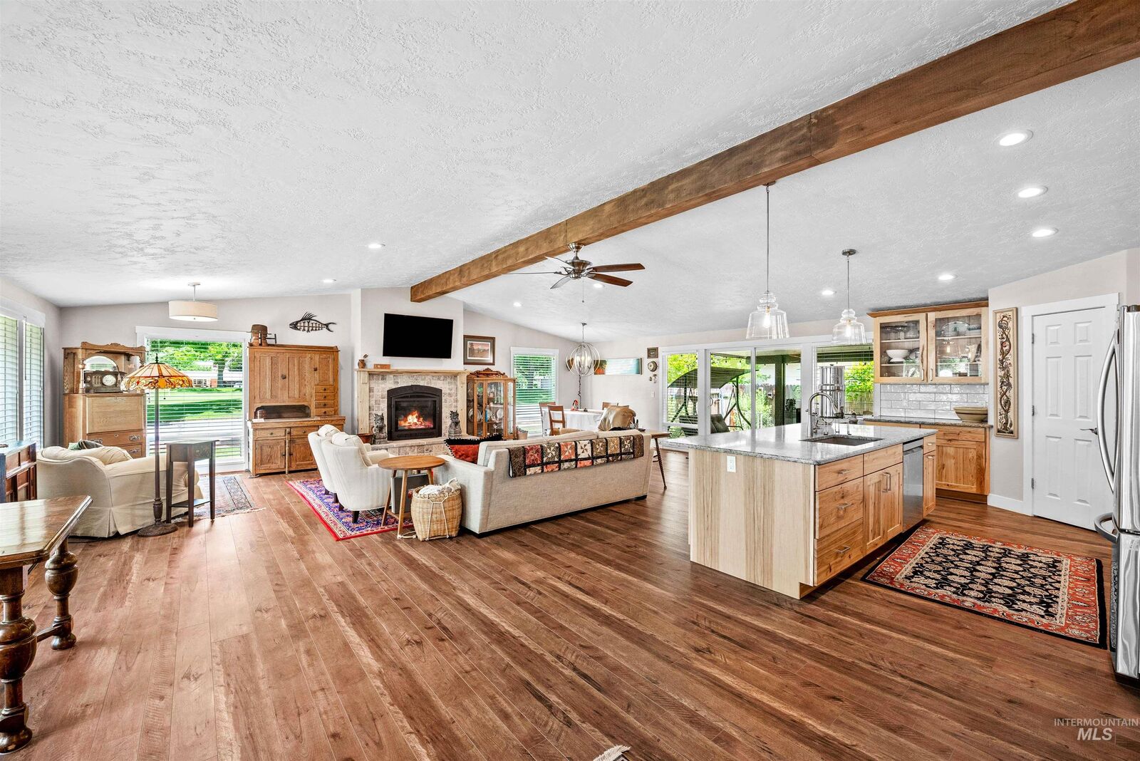 Property Photo:  3170 S Chickory Way  ID 83706 