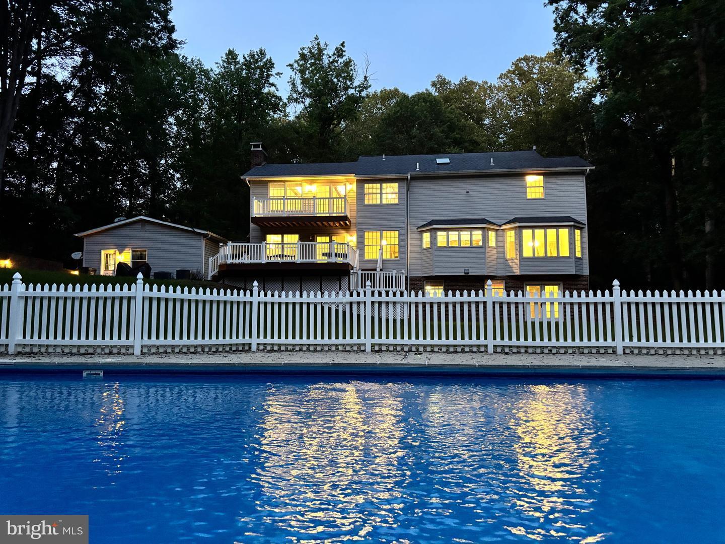 Property Photo: 6855 Maxwell Drive MD 20637
