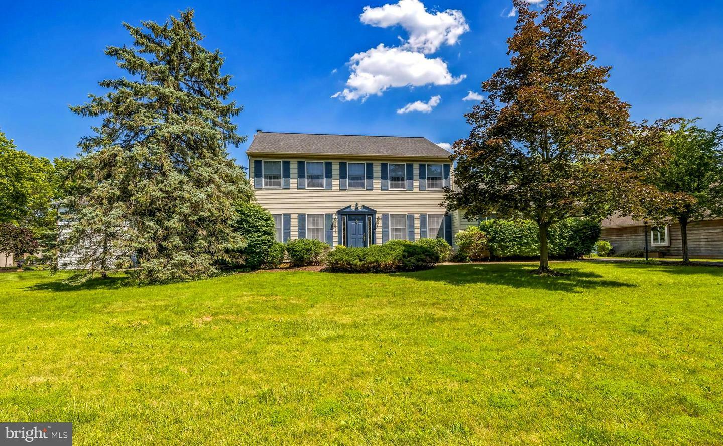 Property Photo:  1618 Ramblewood Lane  PA 18929 