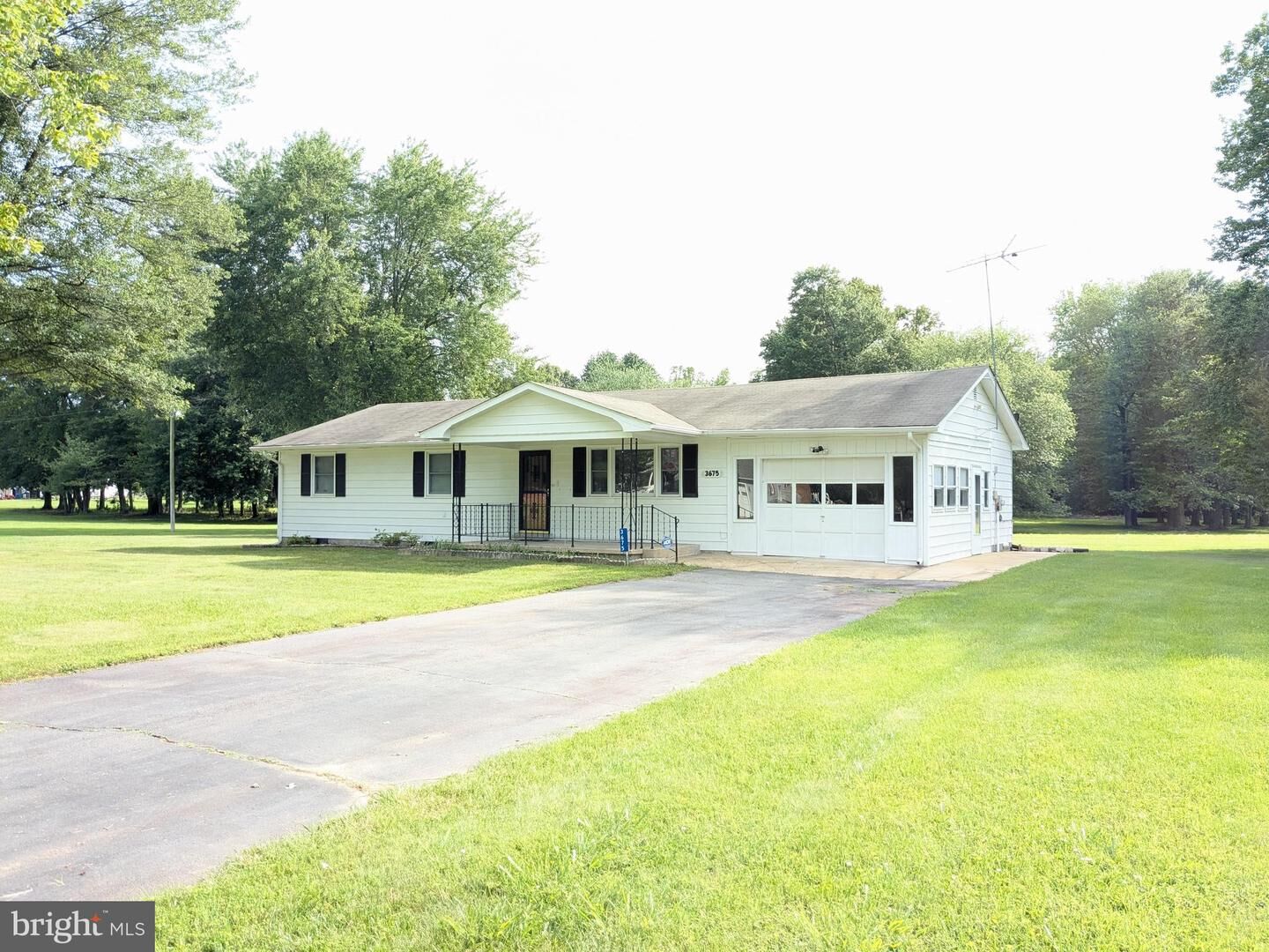 Property Photo:  3675 Spring Lane  MD 20640 