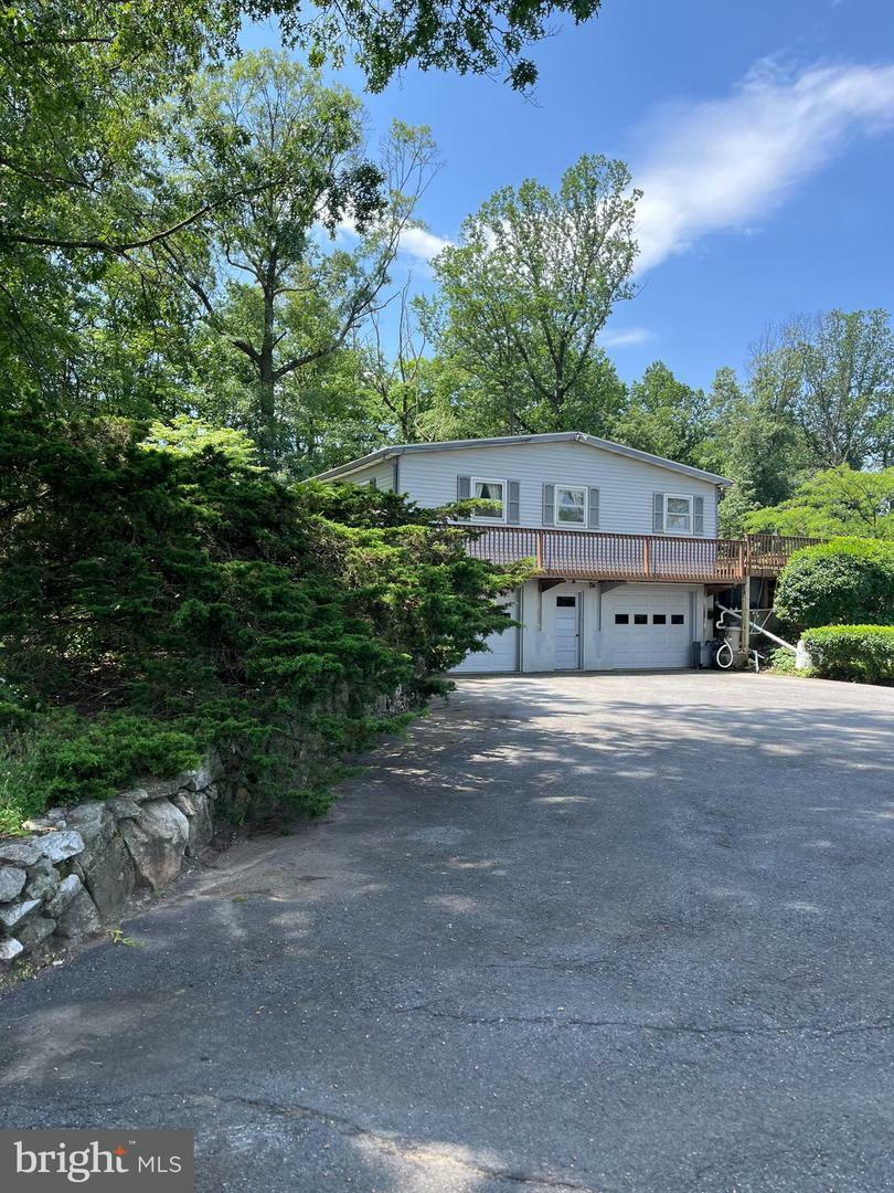 Property Photo:  262 Walnuttown Road  PA 19522 