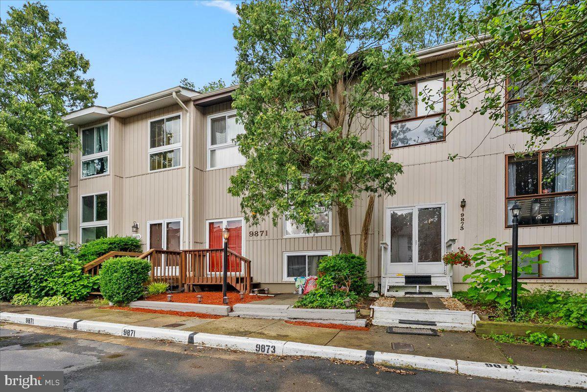 Property Photo: 9871 Sweet Mint Drive VA 22181