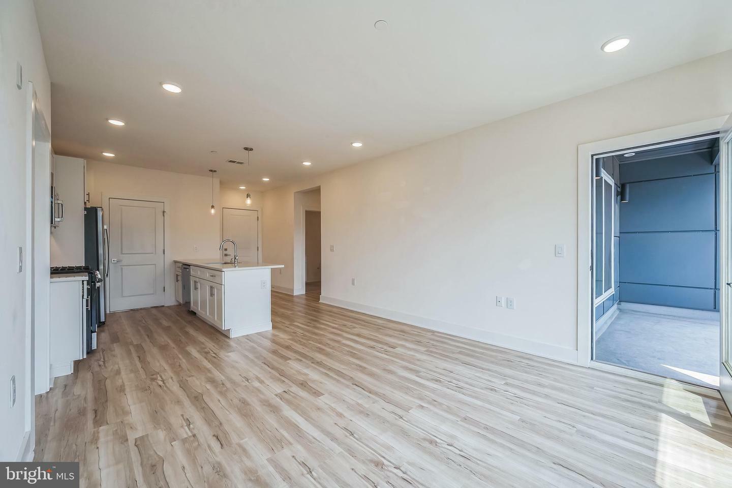 Property Photo:  1148 N 2nd Street 3I  PA 19123 