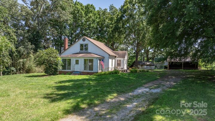 5560 Springs Road  Conover NC 28613 photo