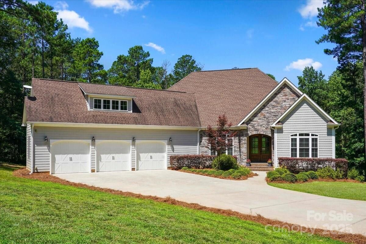 Property Photo: 1687 Sierra Road SC 29745