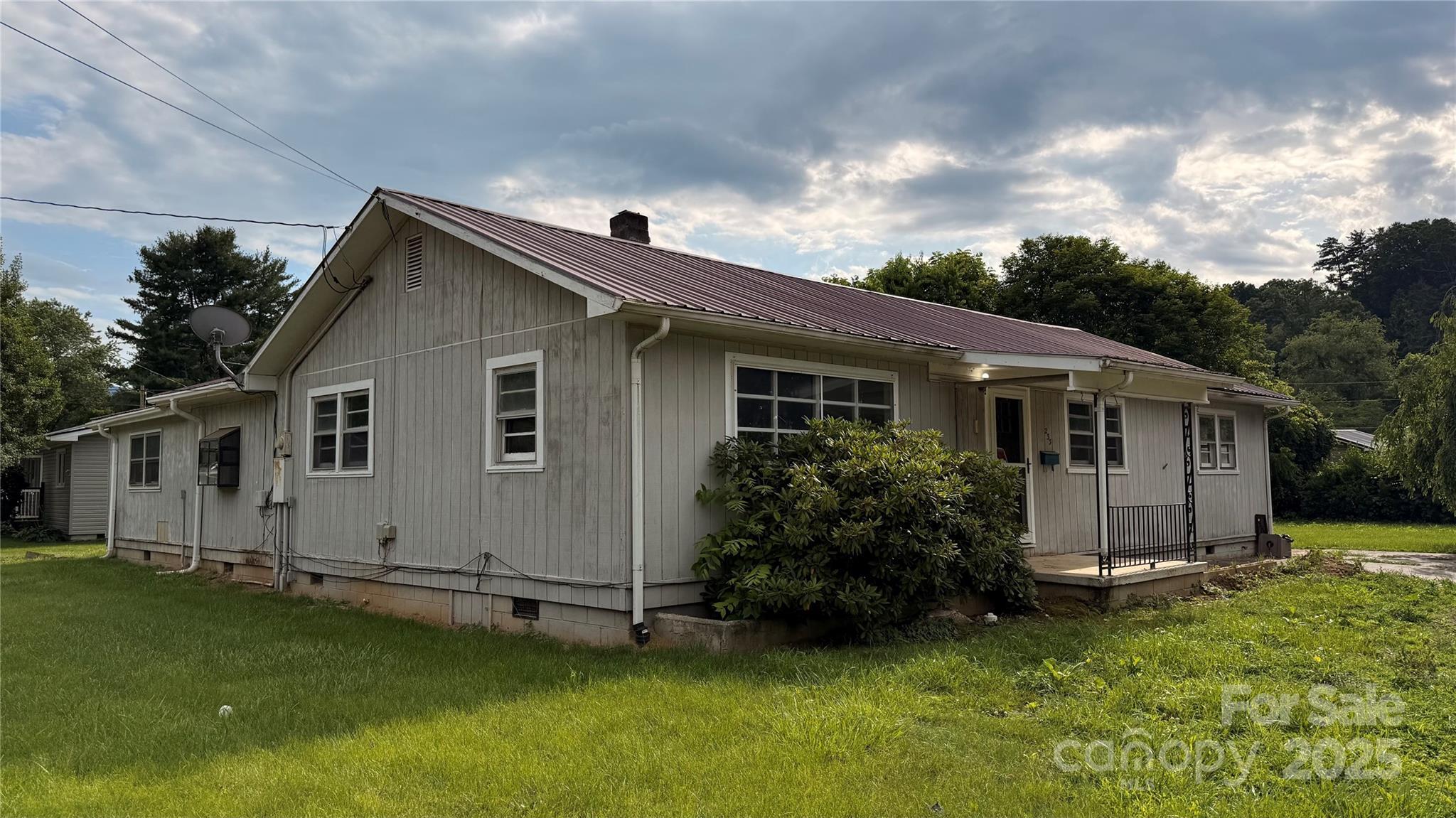 233 Rogers Street  Waynesville NC 28786 photo