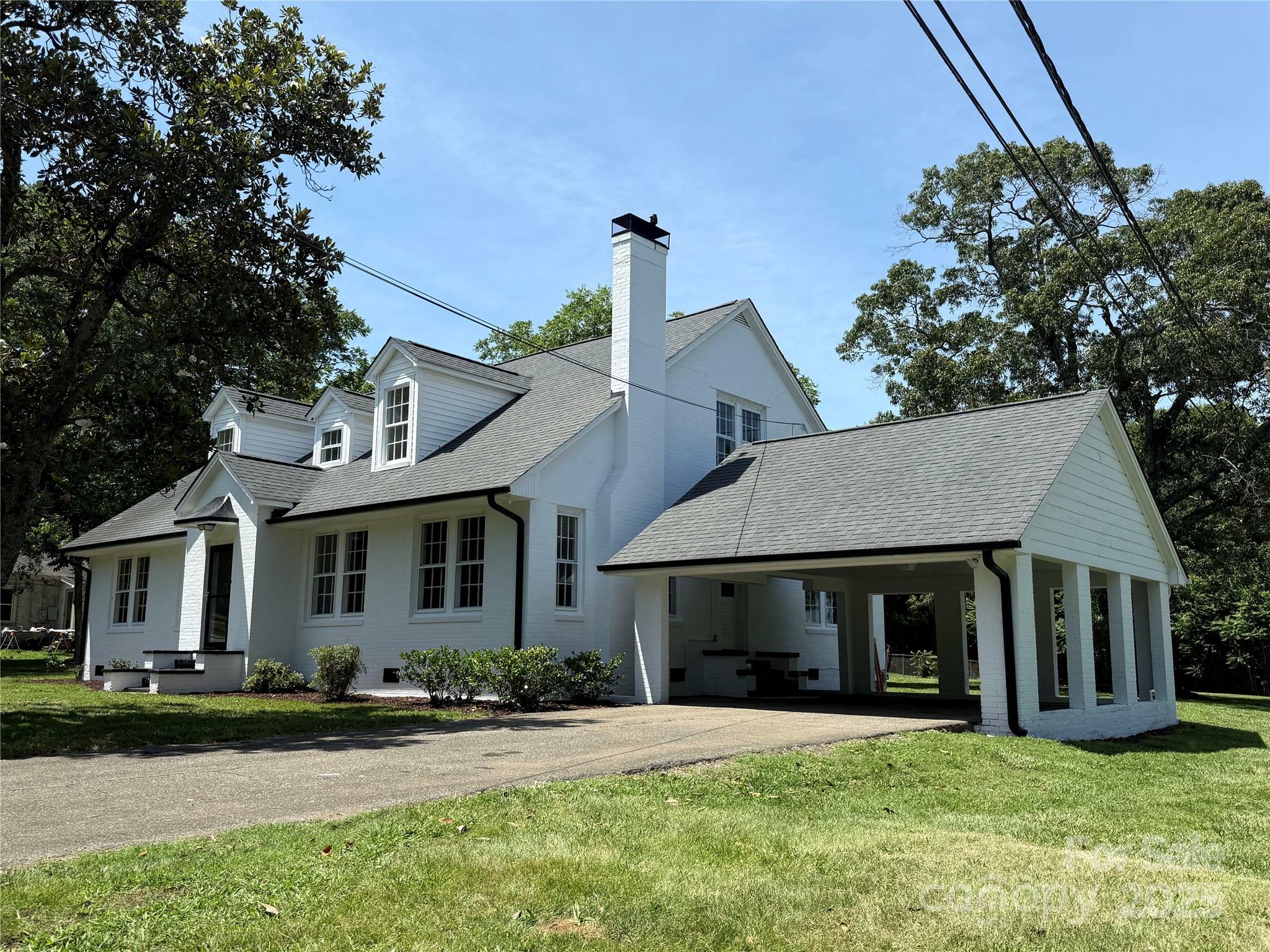 Property Photo: 309 E Main Street NC 28089