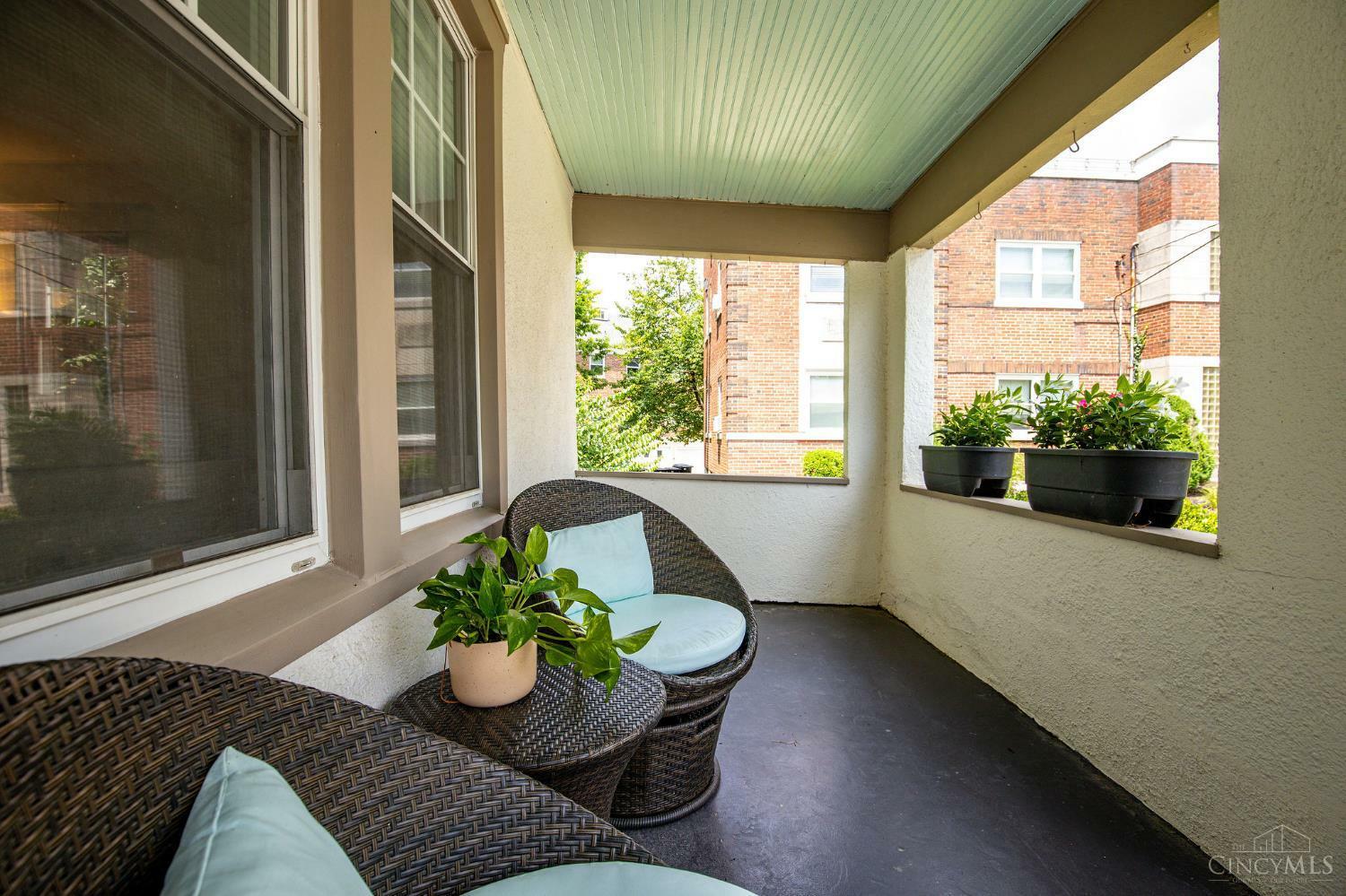 Property Photo:  2821 Astoria Avenue  OH 45208 