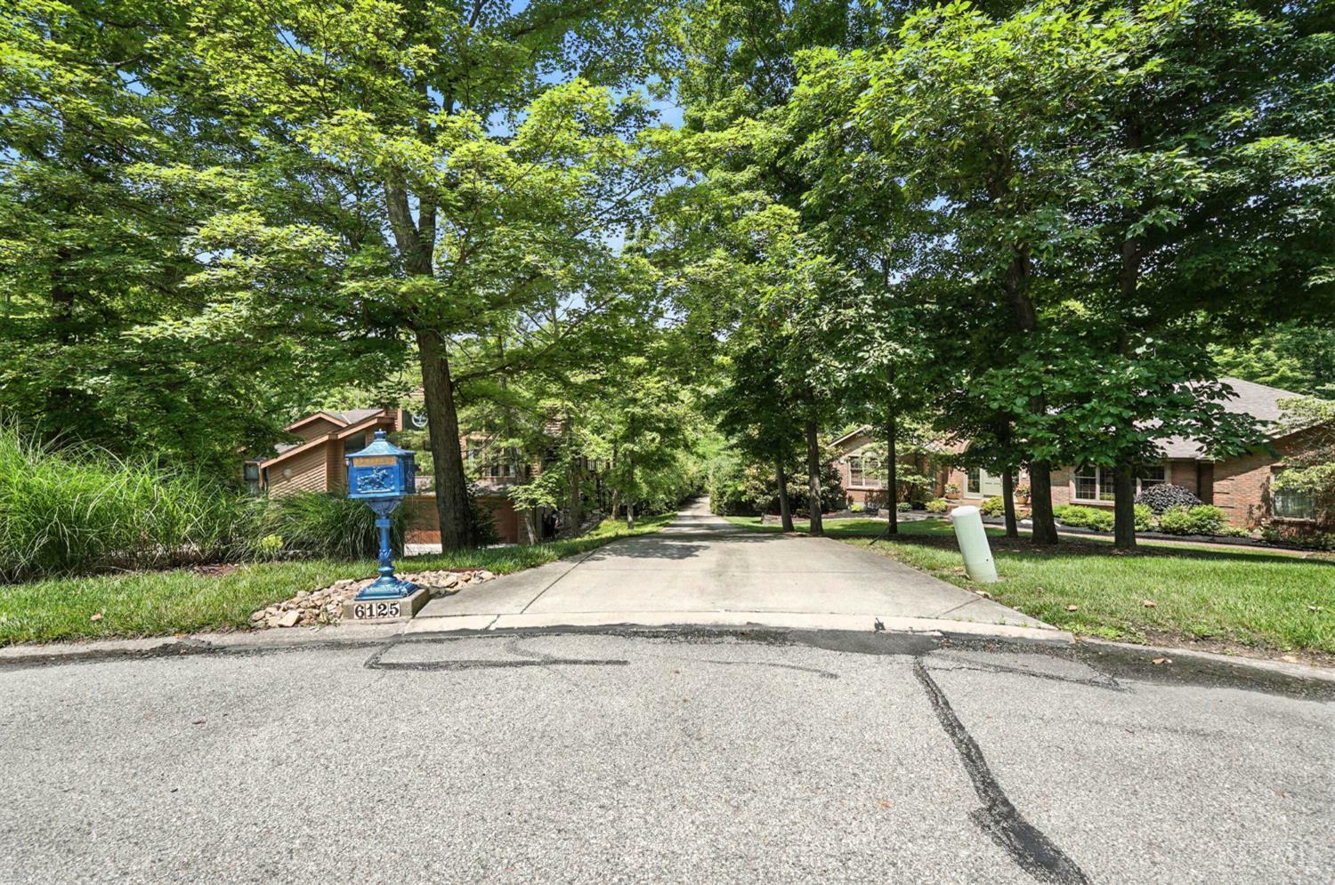 Property Photo: 6125 Squirrelwoods Lane OH 45247