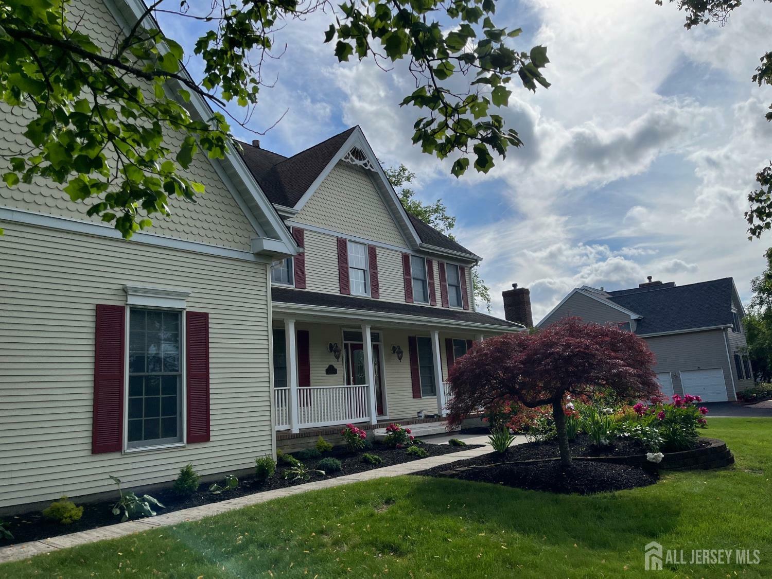 Property Photo:  7 Camas Court  NJ 08536 