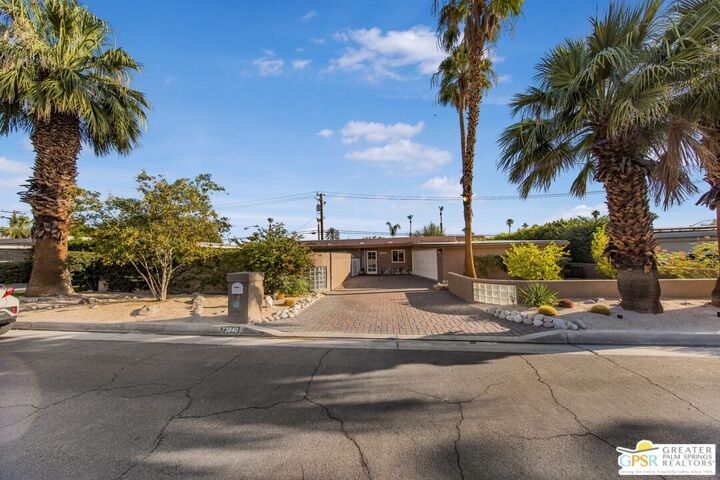 Property Photo: 73940 Mountain View Ave CA 92260
