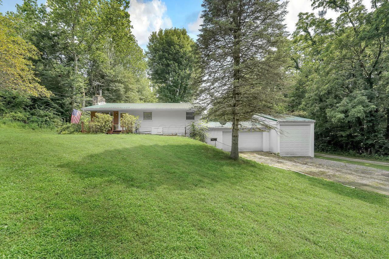 Property Photo: 8797 Sadie Thomas NW Road OH 43031