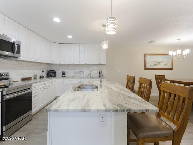 Property Photo: 2139 Dothan Court FL 32428