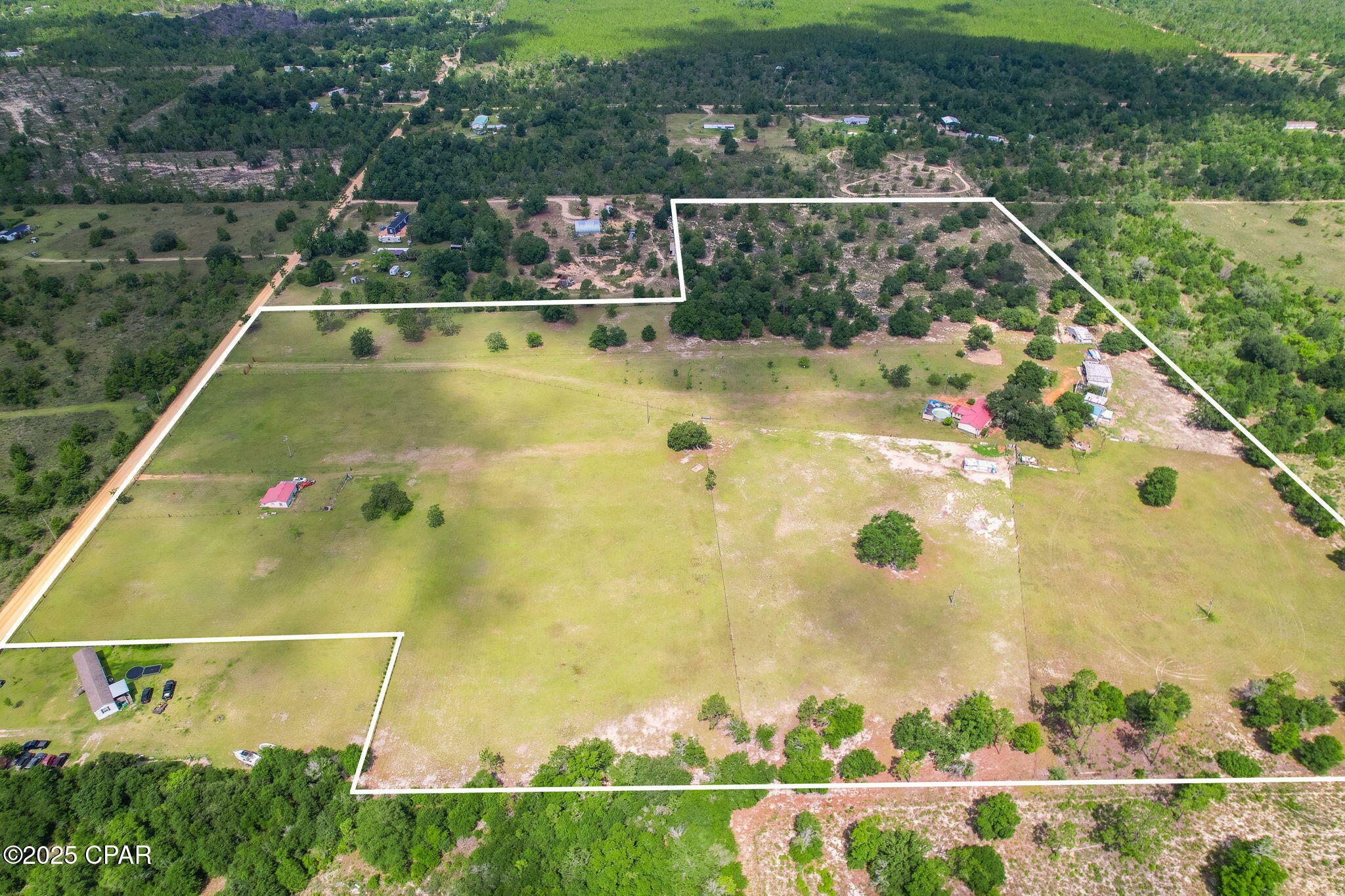 Property Photo: 10201 Western Road FL 32438