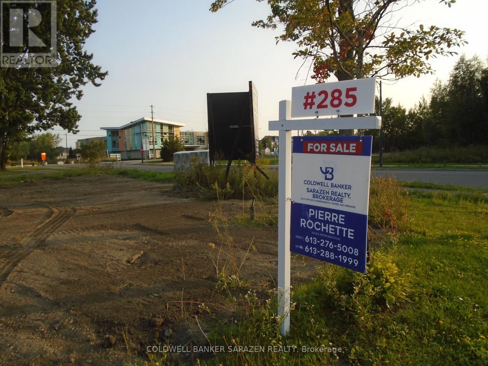 Property Photo:  285 Enclave Walk Walk East  ON K4B 1H9 