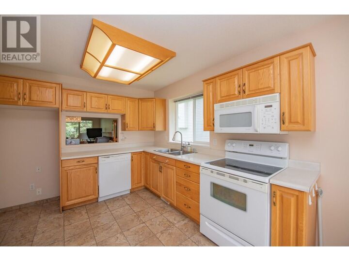 Property Photo:  2675 Pine Avenue 57  BC V0E 2G5 