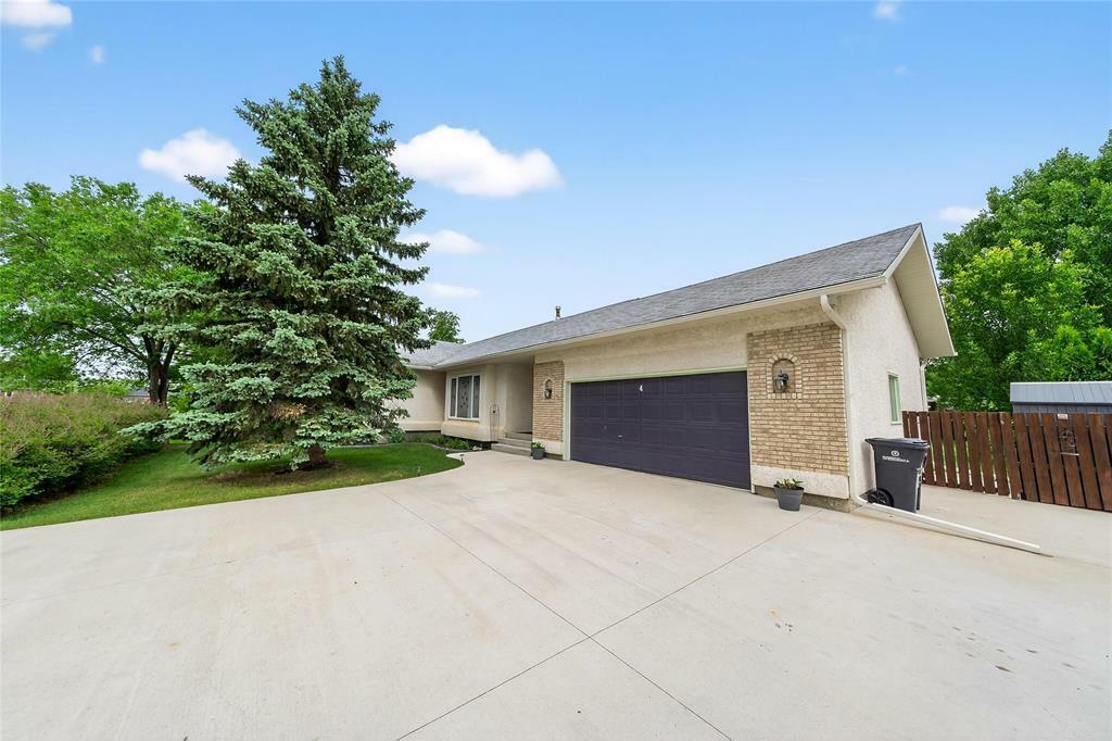 Photo de la propriété:  4 Holly Drive  MB R2N 0K5 