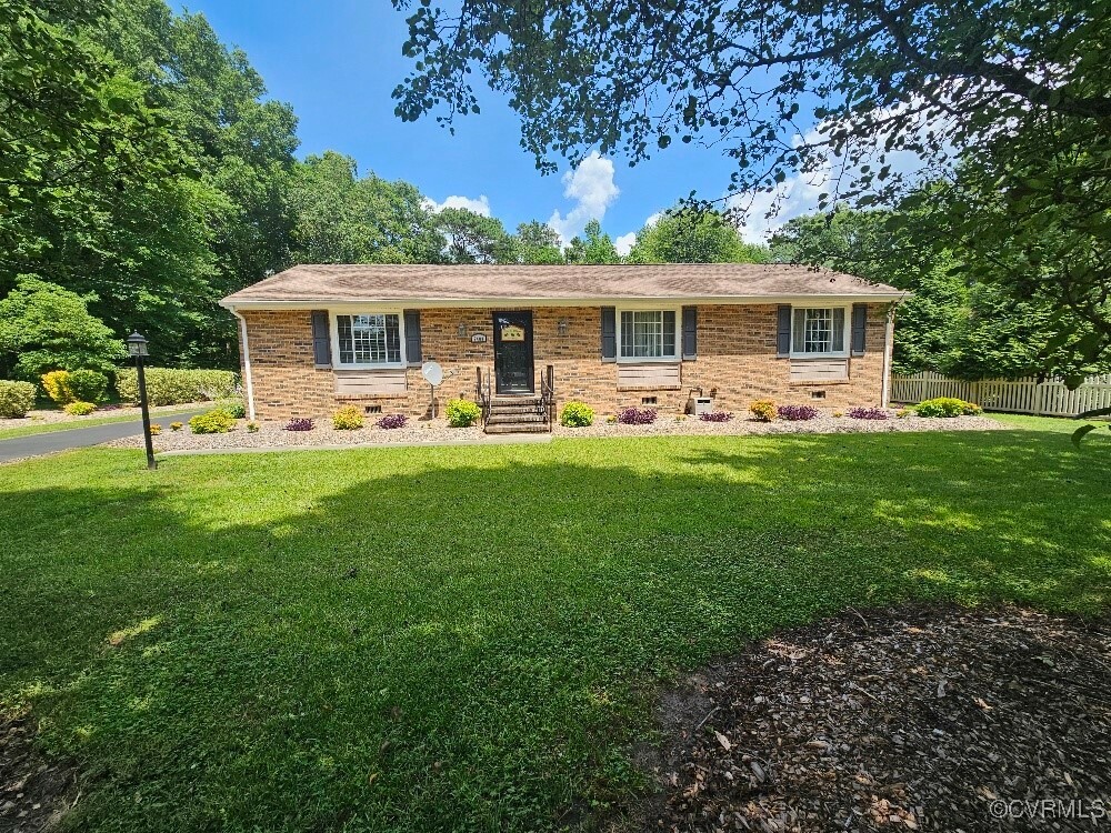Property Photo: 5403 Chesdin Road VA 23803