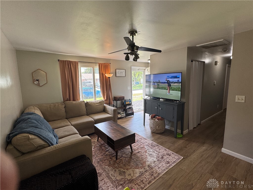 Property Photo: 7123 Mercedes Road OH 45424