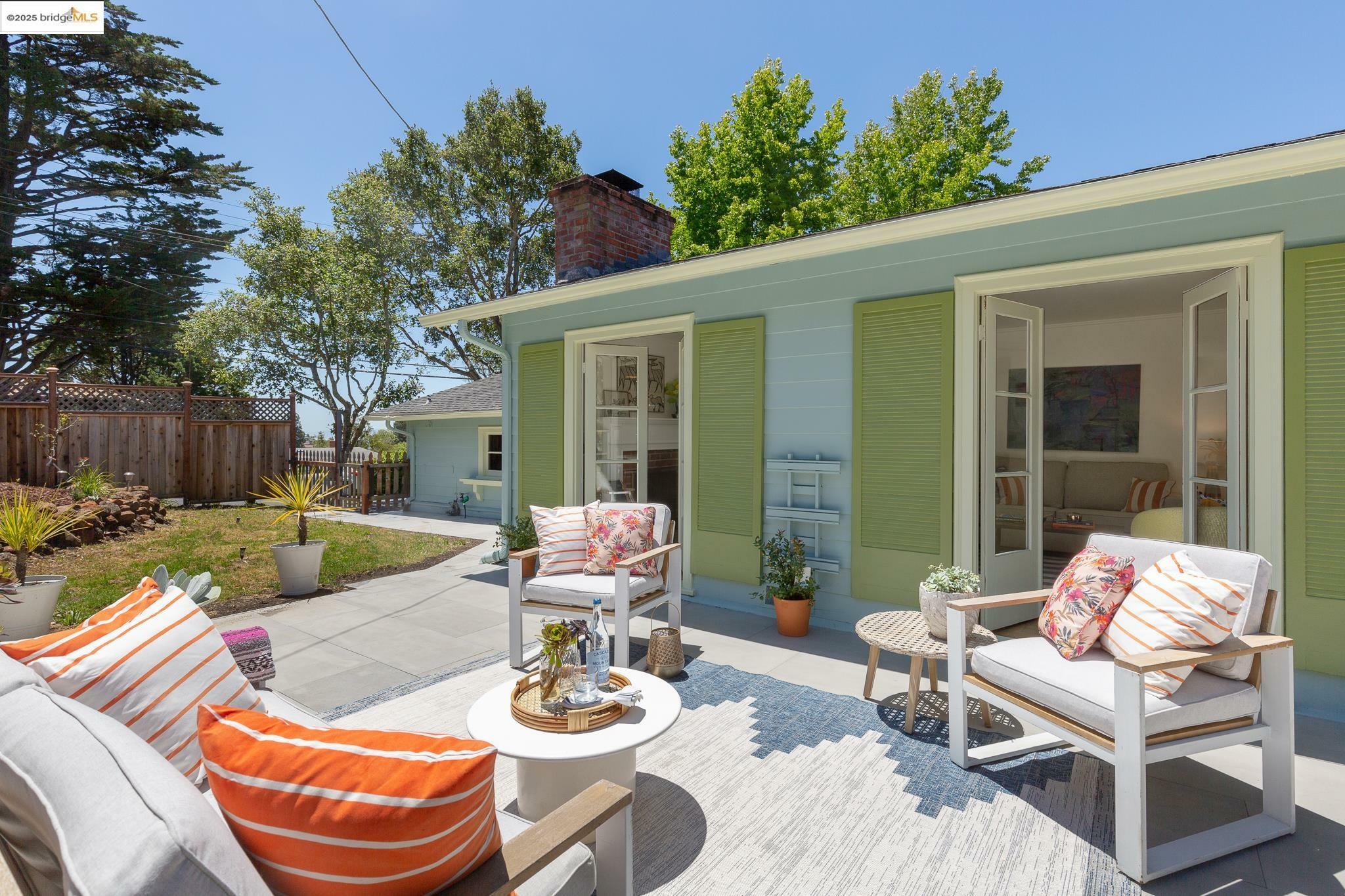 298 Grizzly Peak Blvd  Kensington CA 94708 photo