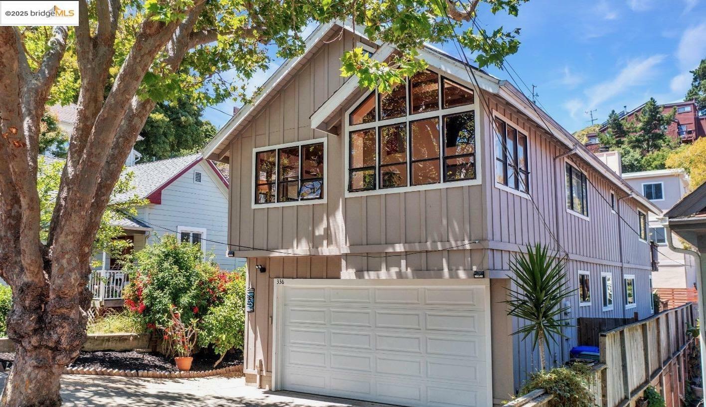 Property Photo: 336 Washington Ave CA 94801