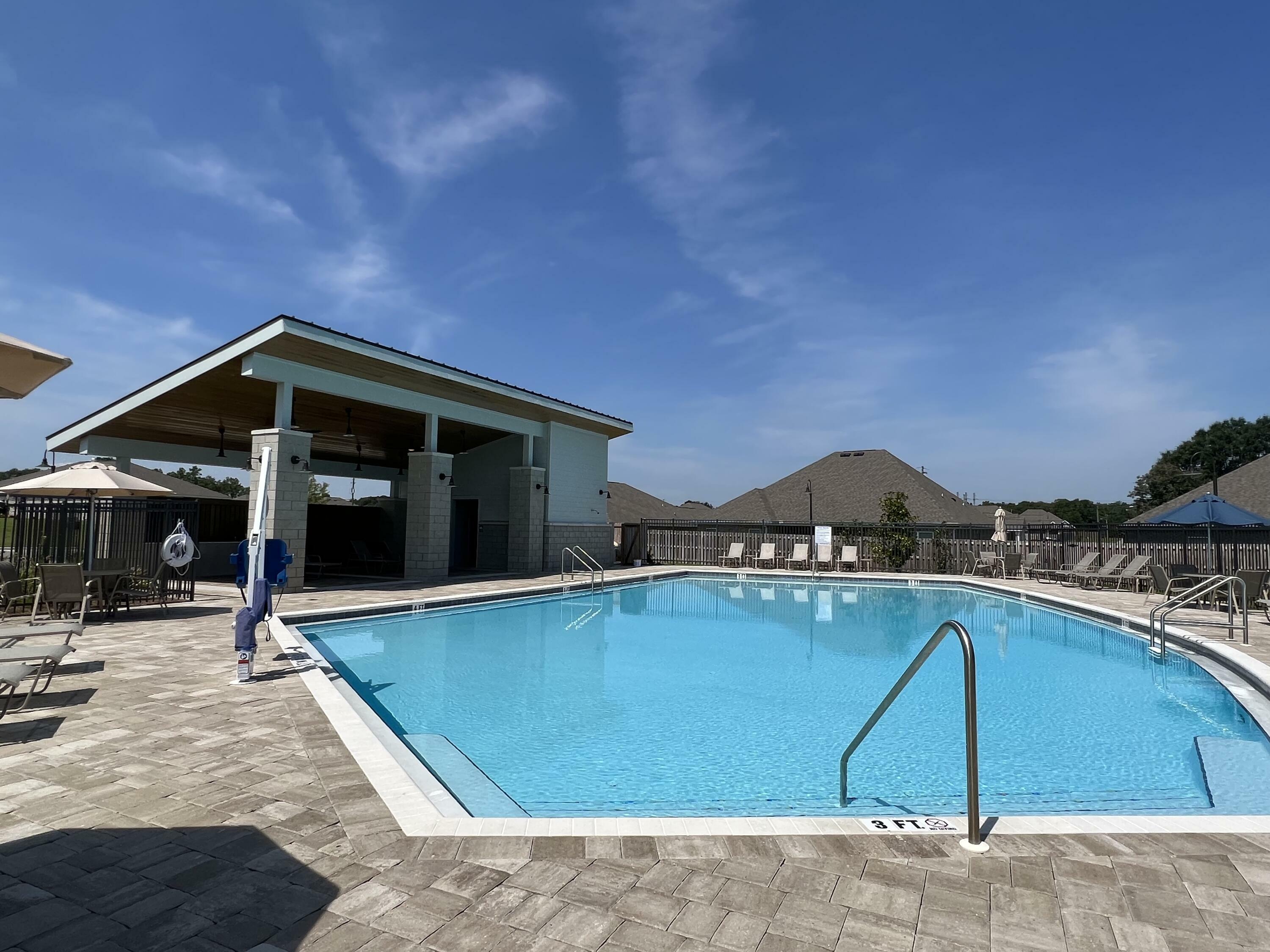 Property Photo:  4413 Marine Loop  FL 32539 