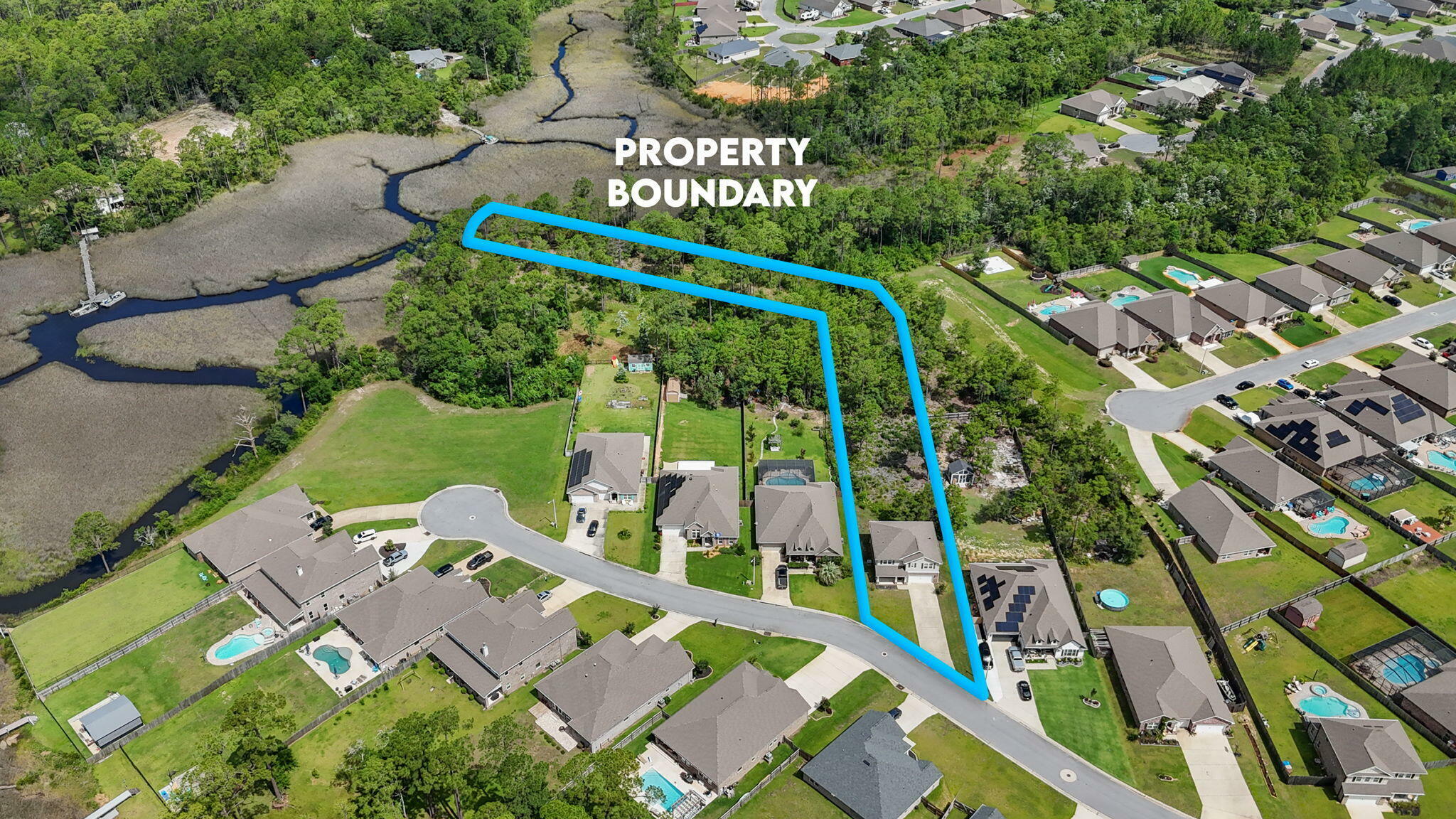 Property Photo: 3497 Turquoise Drive FL 32566