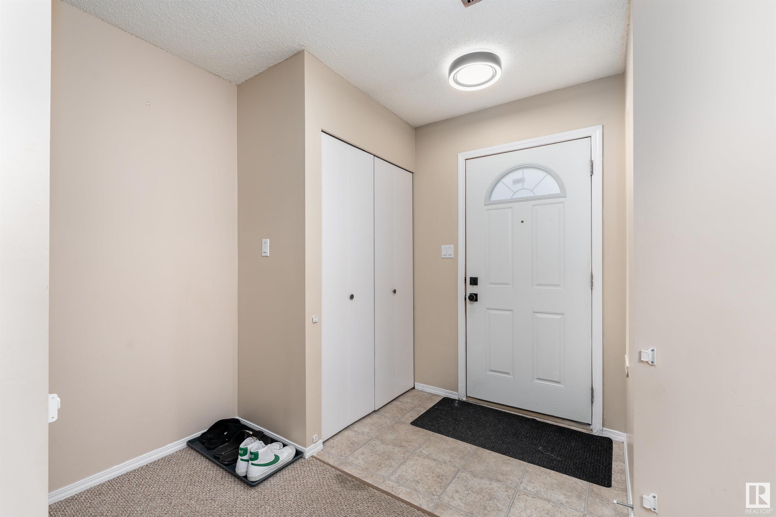 Property Photo: 180 Bridgeport Boulevard 170 AB T9E 8S1