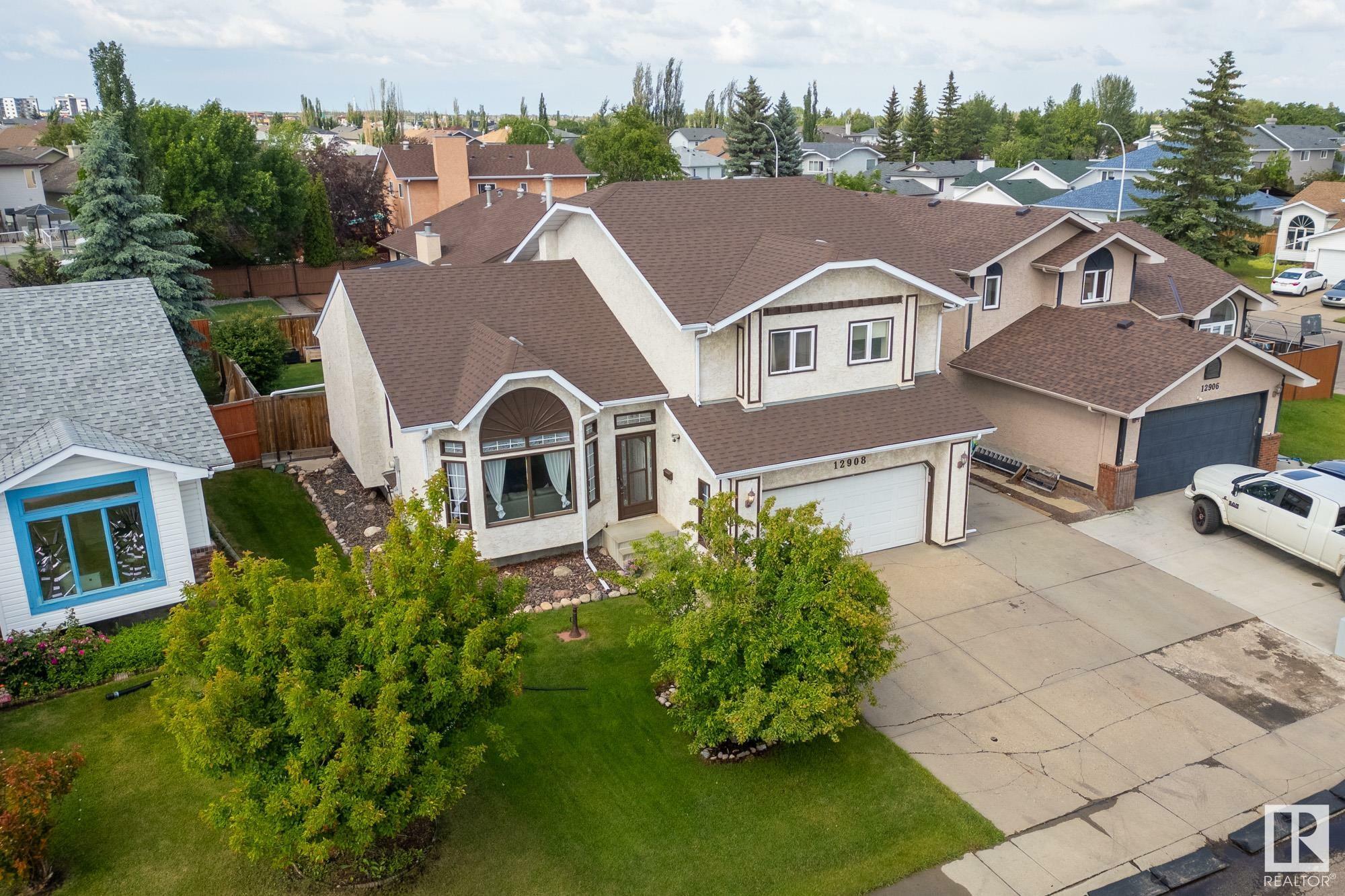Property Photo: 12908 159 Avenue NW AB T6V 1B3