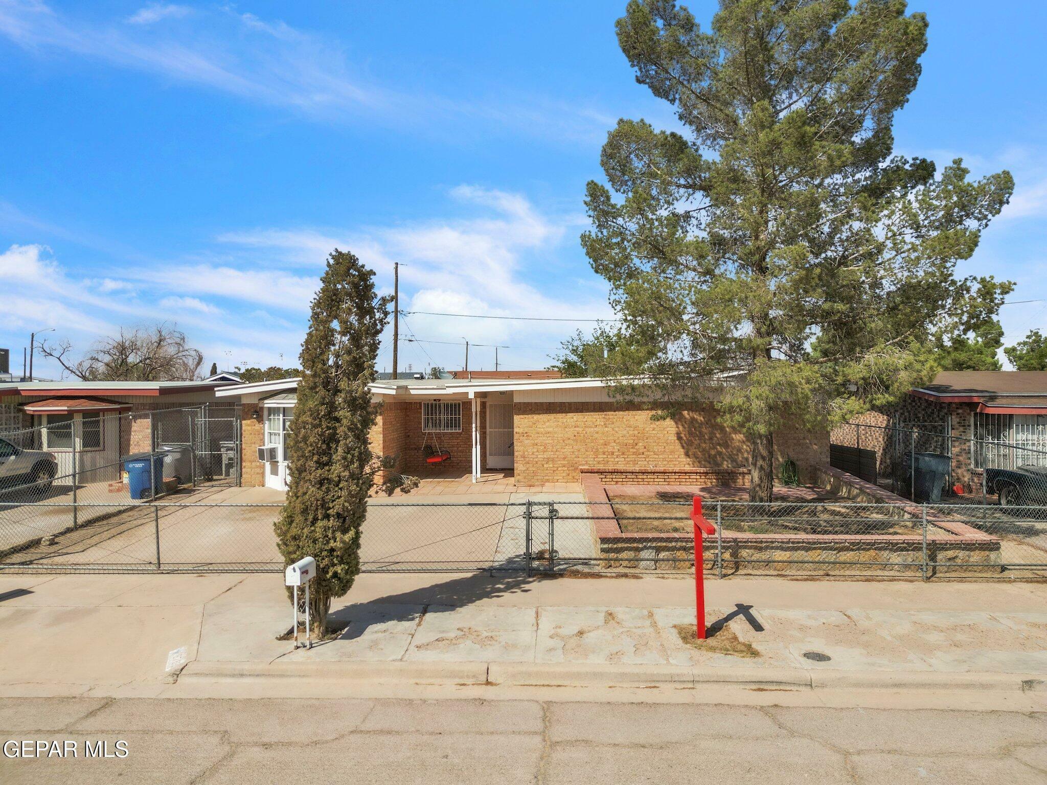 8763 Cathedral Circle  El Paso TX 79907 photo