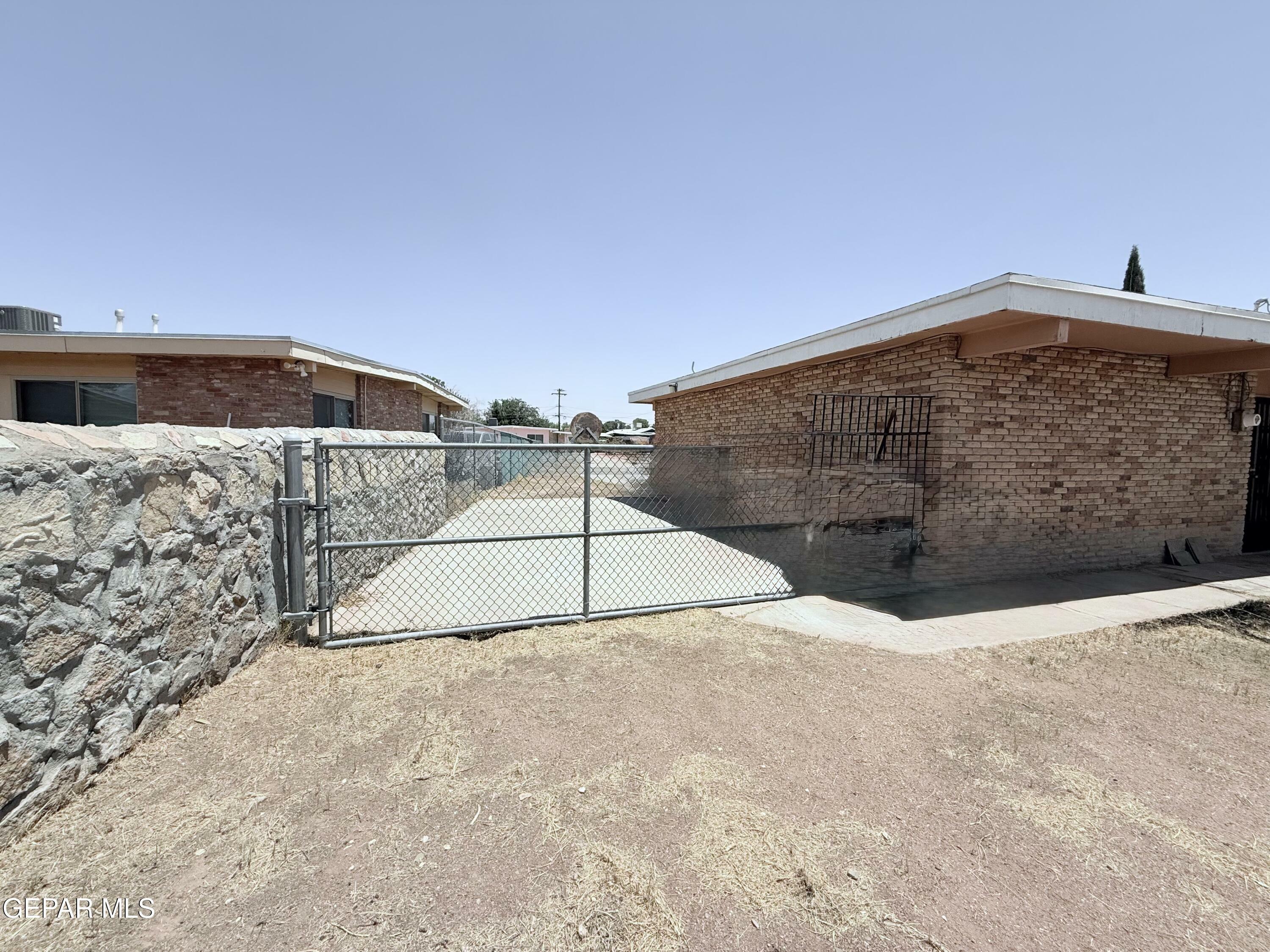 Property Photo:  5542 Vancouver Street  TX 79924 