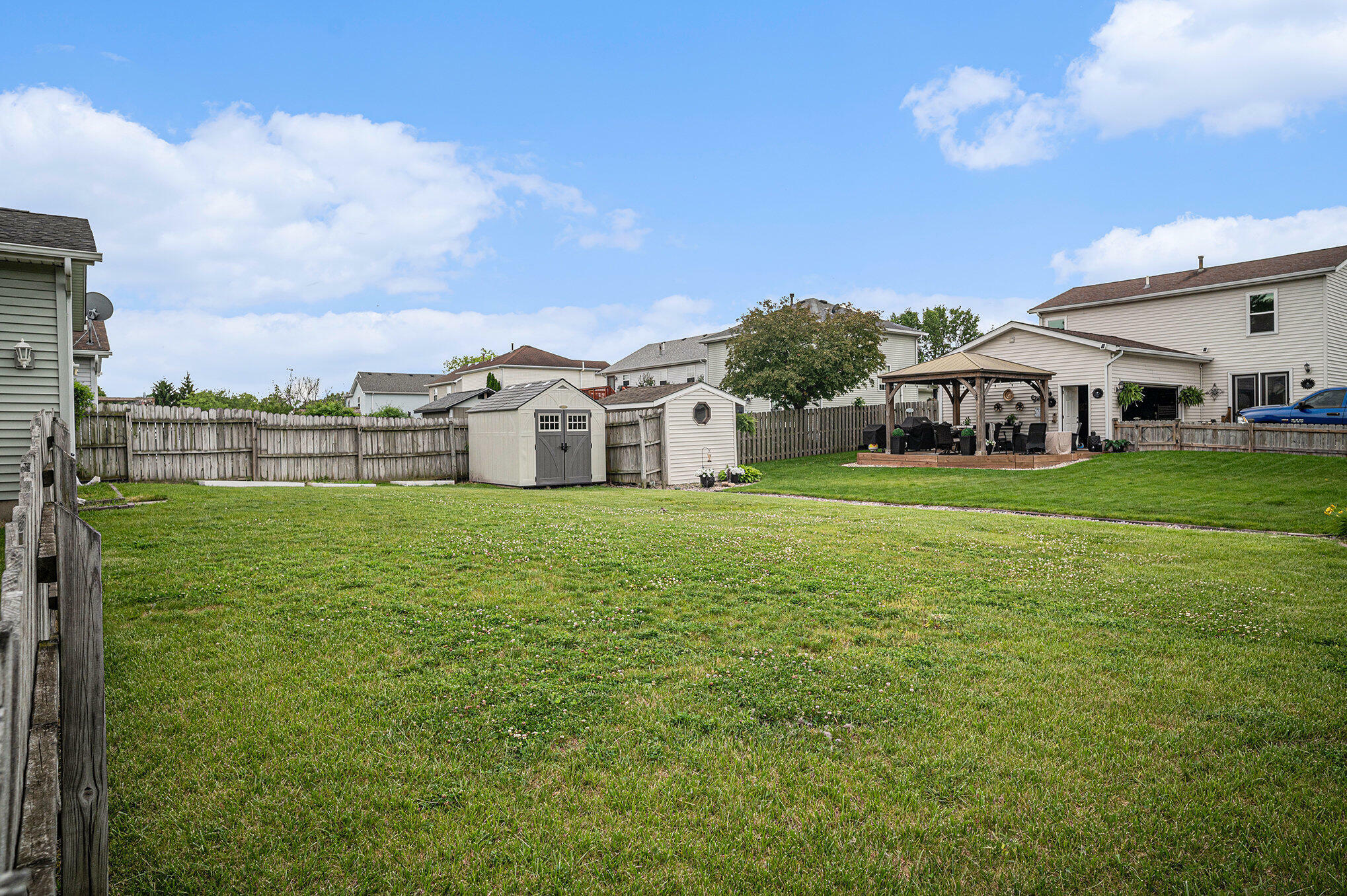 Property Photo: 731 Corinth Avenue IN 46383