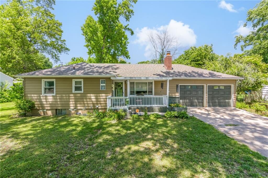 Property Photo:  11308 E 48th Terrace  MO 64133 