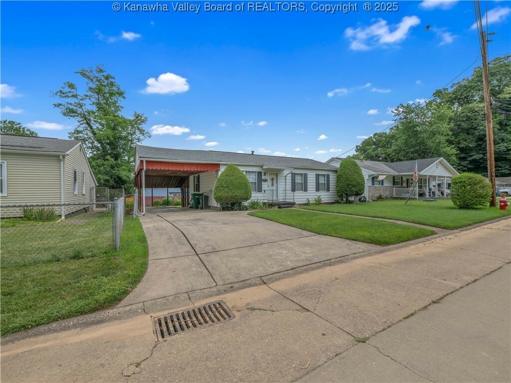 Property Photo: 310 Delray Drive WV 25177
