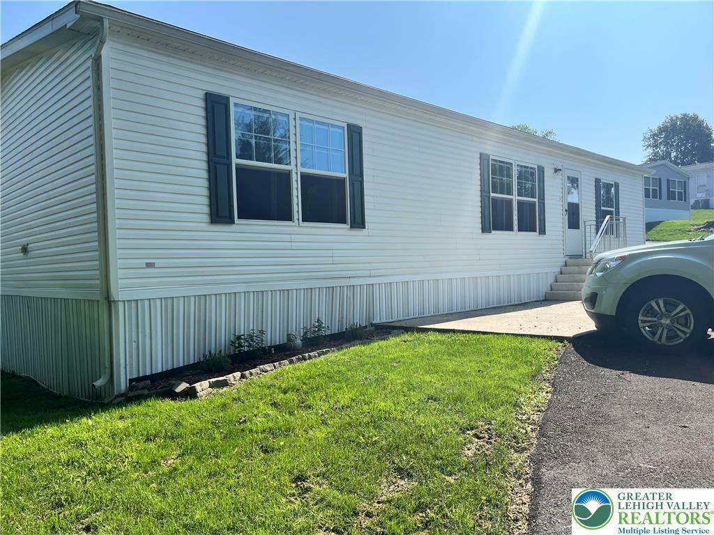 Property Photo: 102 Restful Road PA 18067
