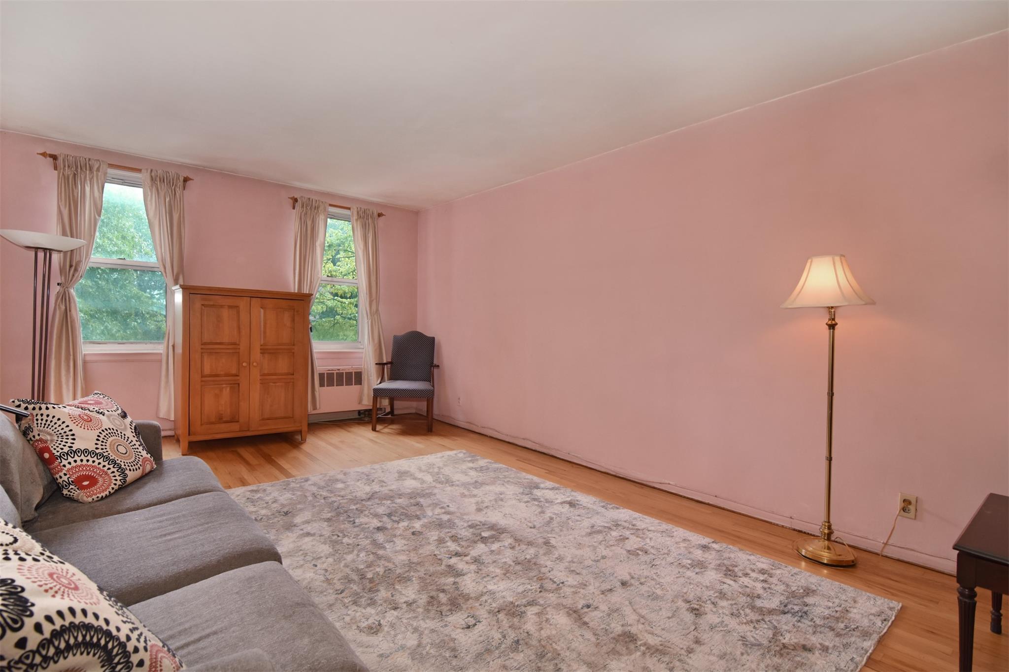 Property Photo:  1 Georgia Avenue 3E  NY 10708 