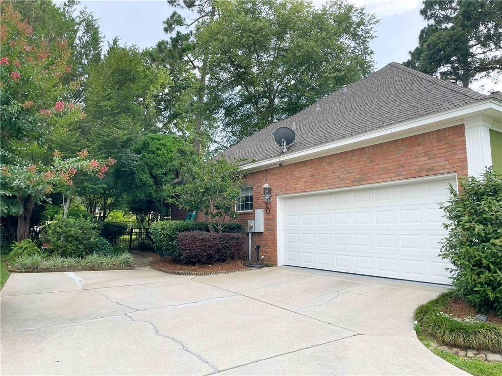 Property Photo: 9849 Aspen Circle AL 36527