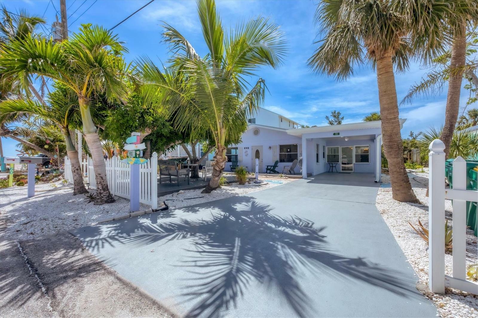 Property Photo: 70 Wilhelm Drive FL 34223