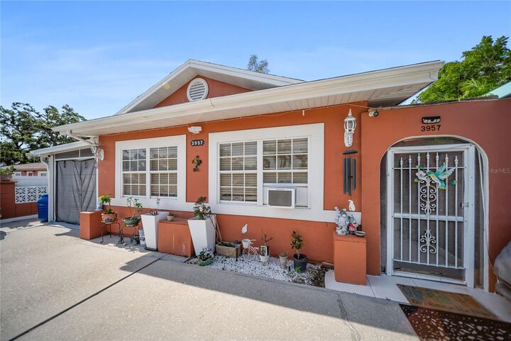 Property Photo:  3957 Proctor Road  FL 34233 