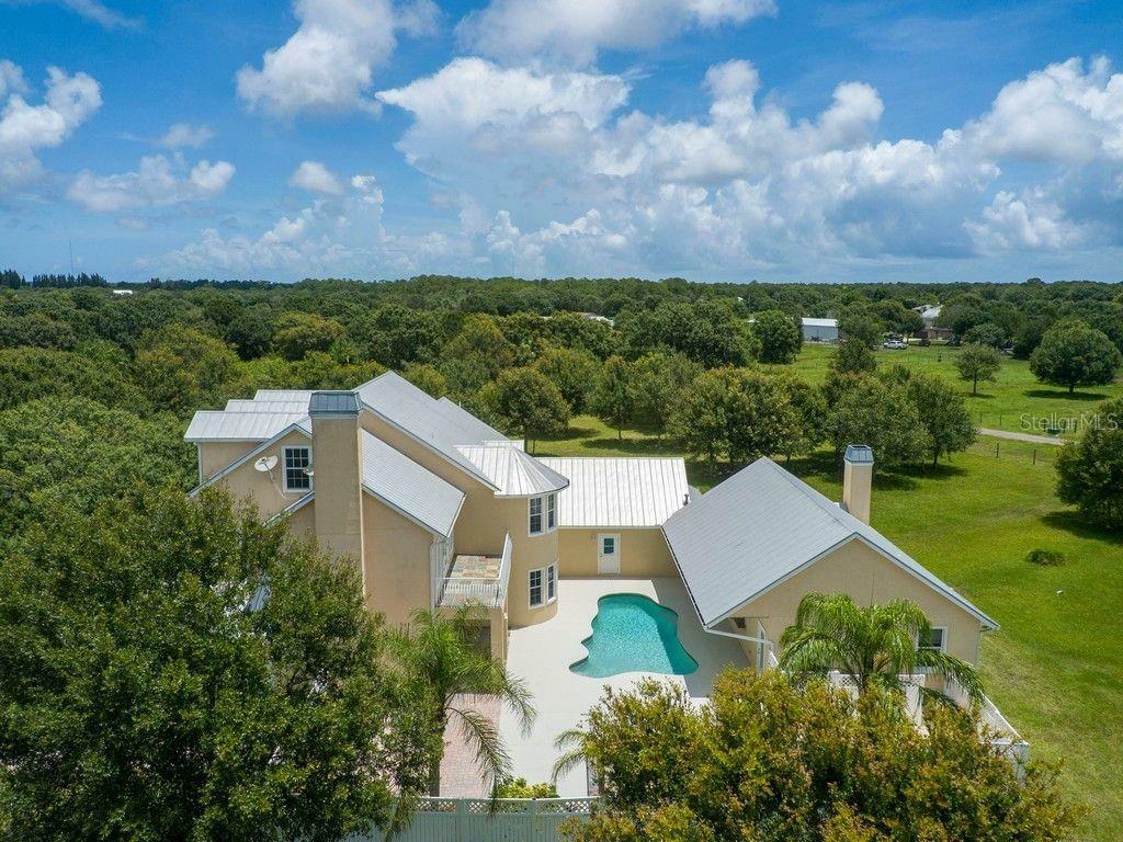Property Photo: 6355 65th Street FL 32967