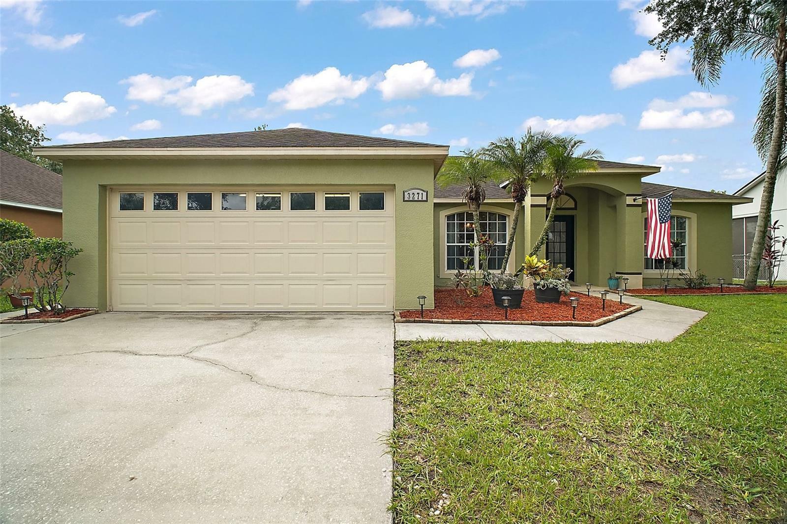 Property Photo: 3271 Settlers Trl FL 34772