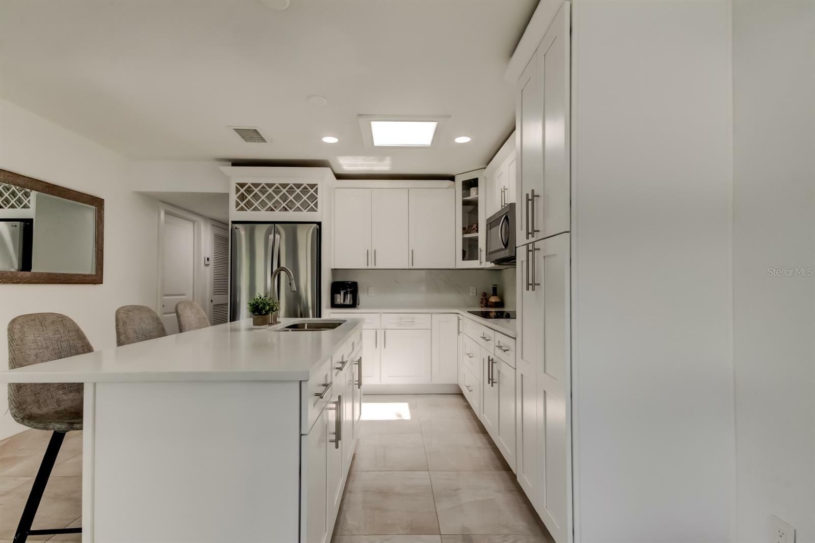 Property Photo: 4727 Town N Country Boulevard FL 33615