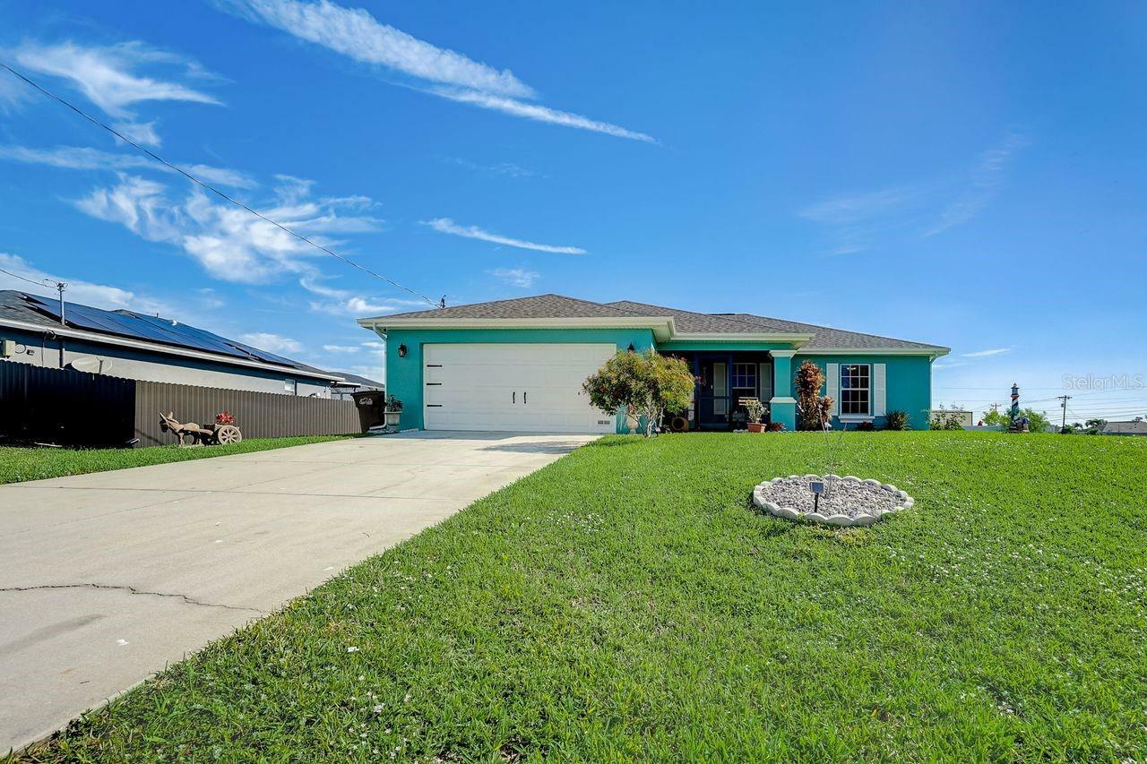 Property Photo: 3023 NW 2nd Place FL 33993