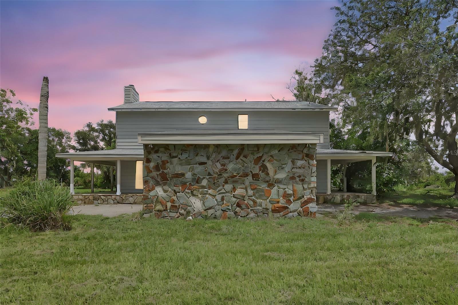 Property Photo: 6633 Old Ranch Road FL 34241