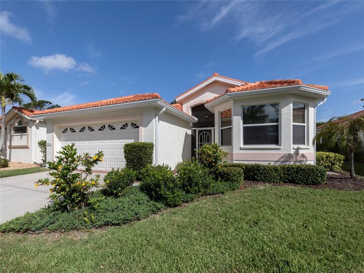 Property Photo: 4831 Summertree Road FL 34293