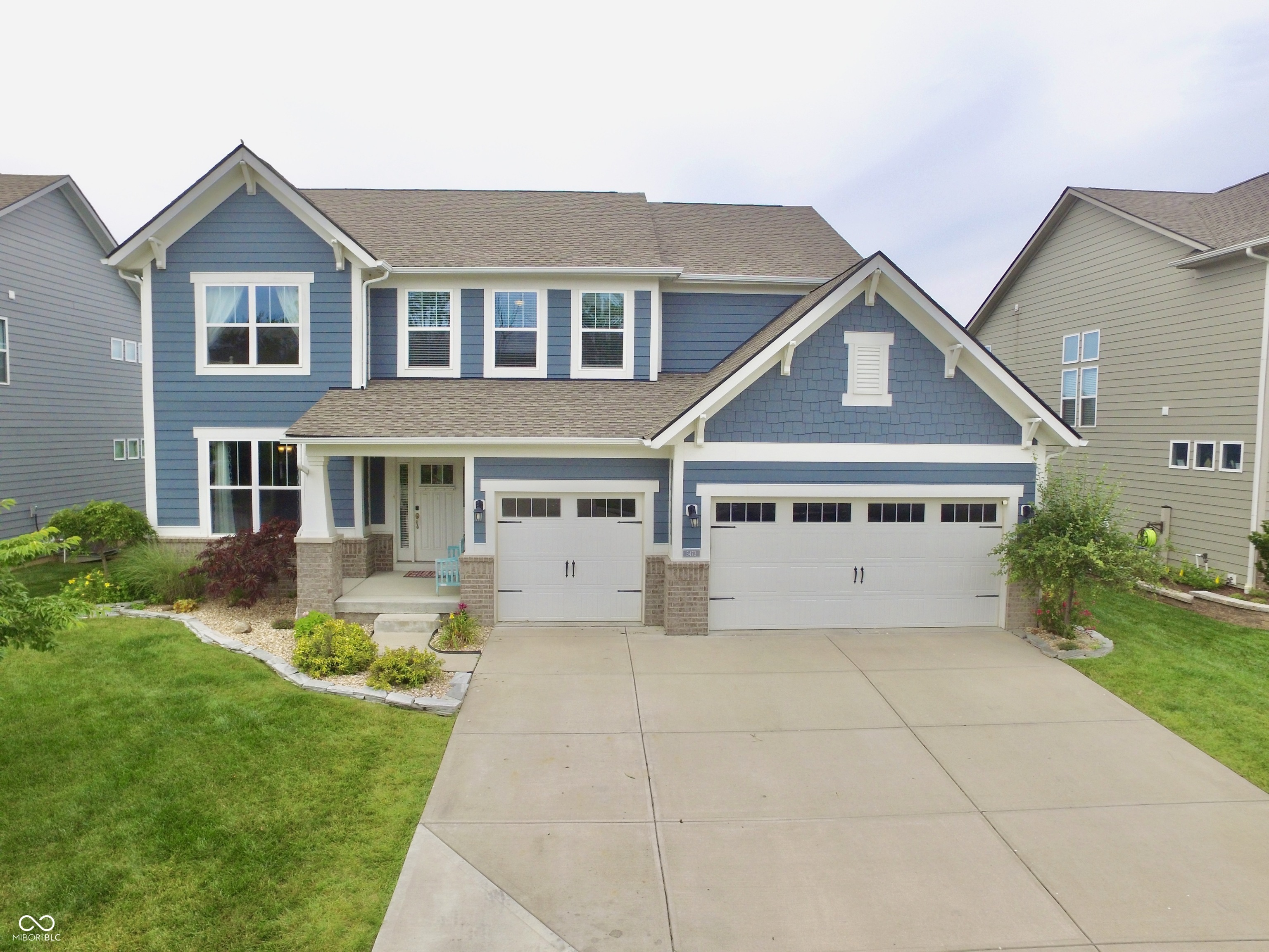 Property Photo: 5473 Forest Glen Drive IN 46112