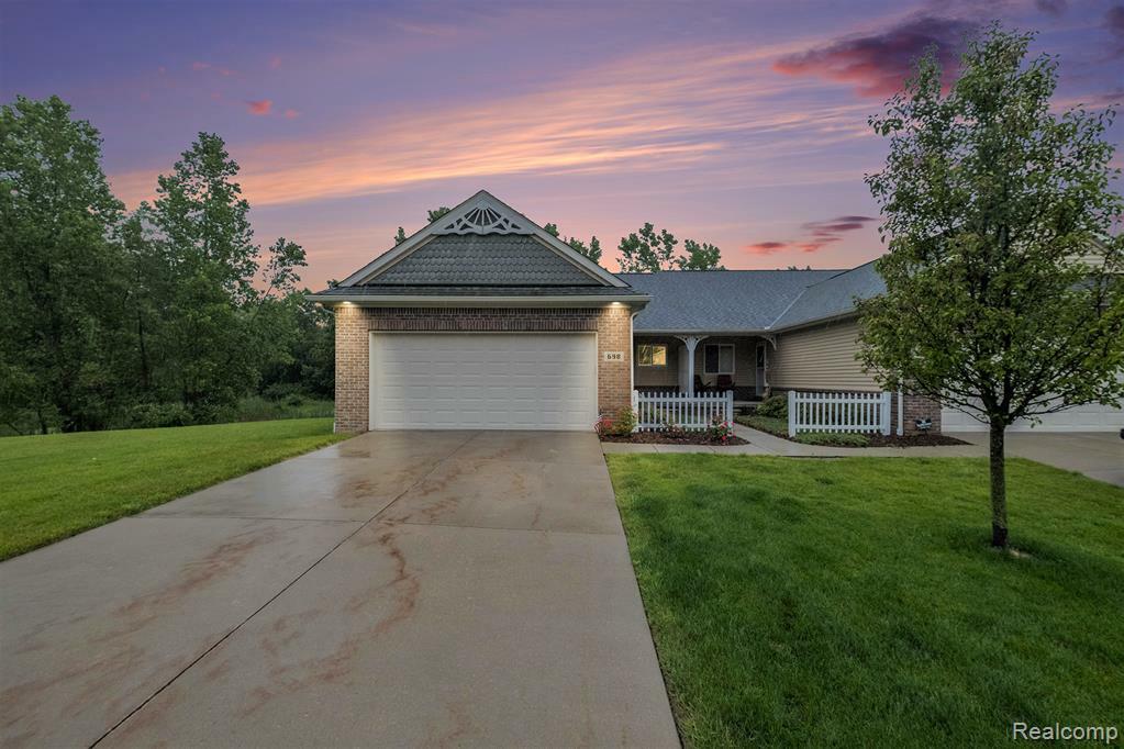 698 Shoreline Drive  Fenton MI 48430 4156 photo