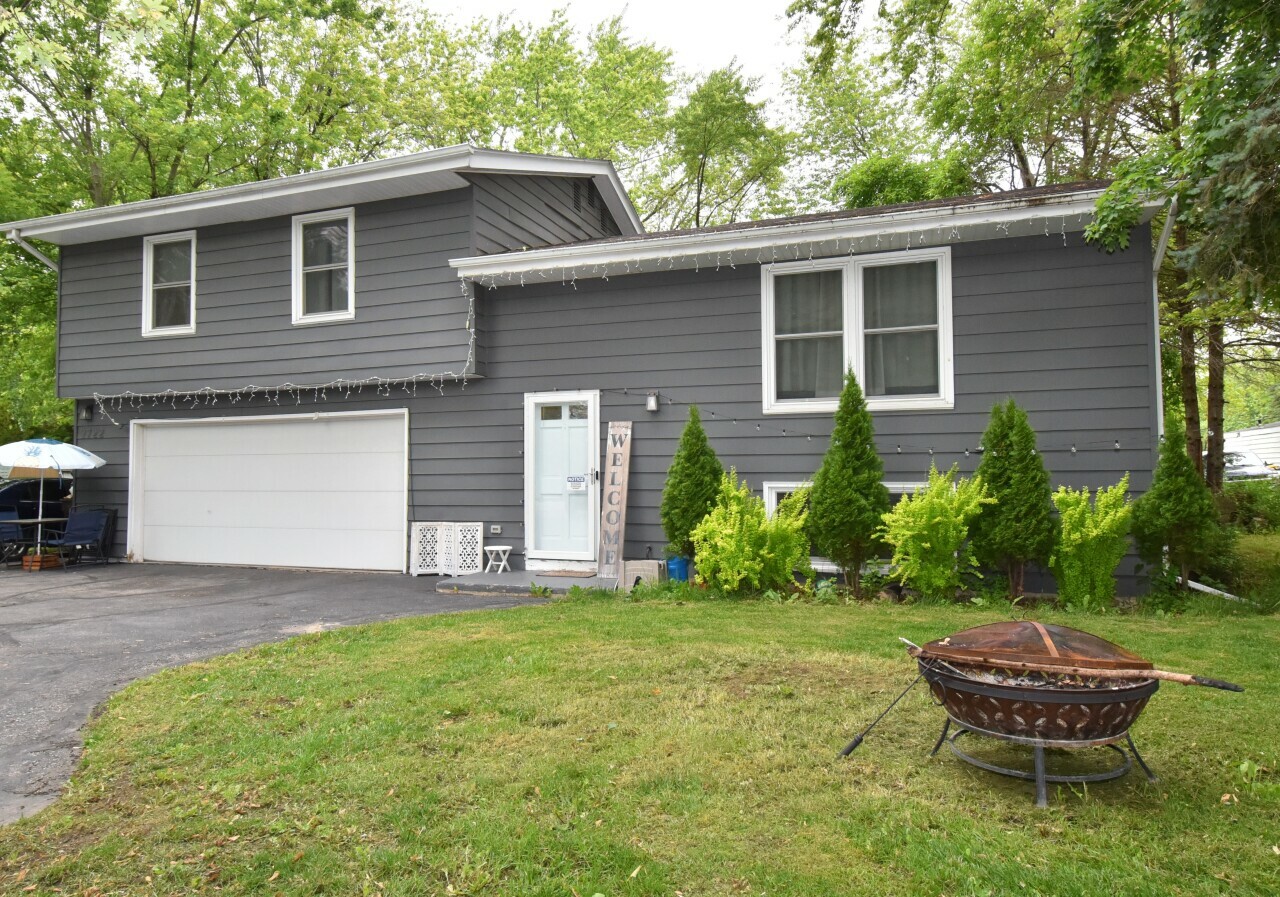 2722 3 Mile Rd  Caledonia WI 53404 photo