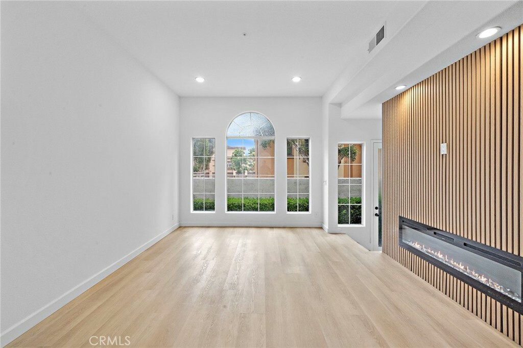 Property Photo: 18 Crivelli Aisle CA 92606