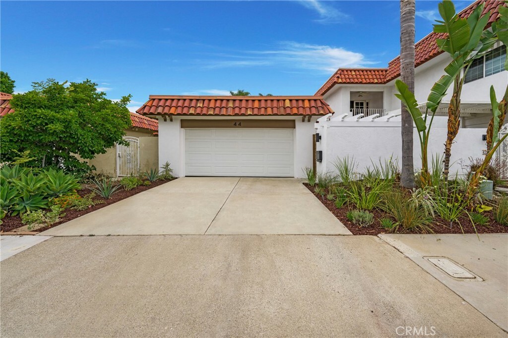 Property Photo:  44 Seton Road  CA 92612 